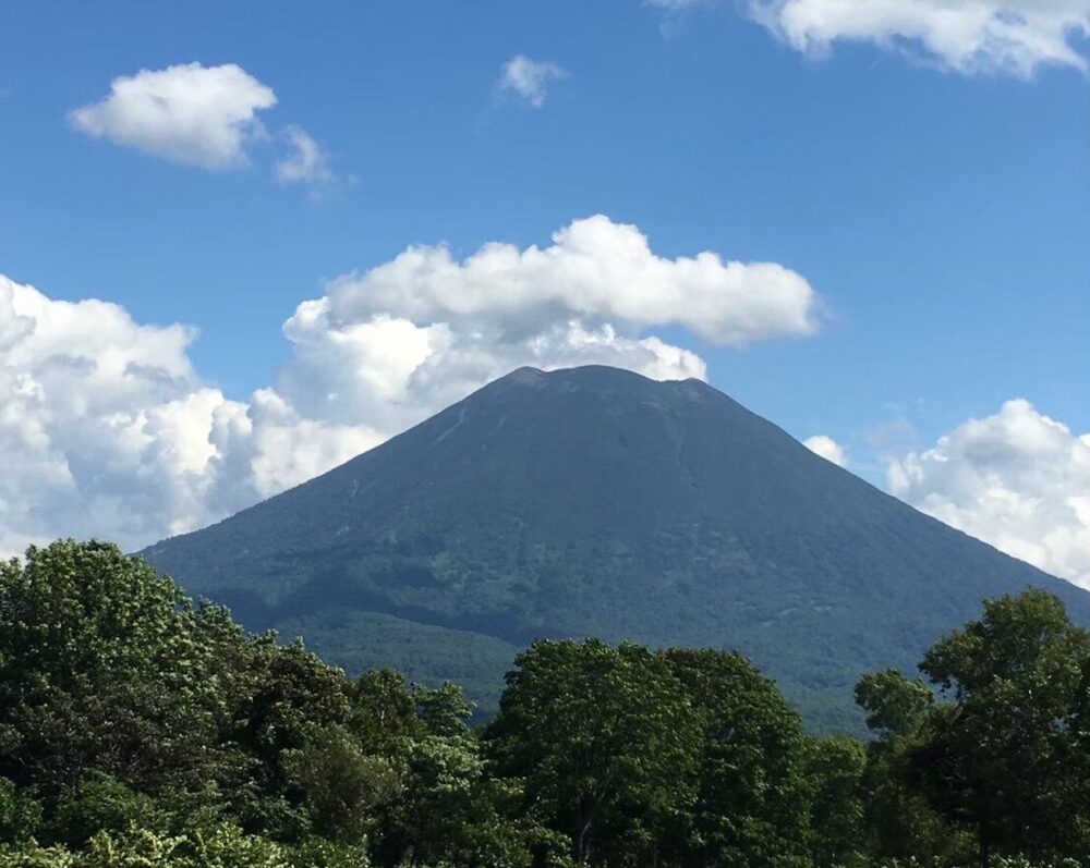 羊蹄山