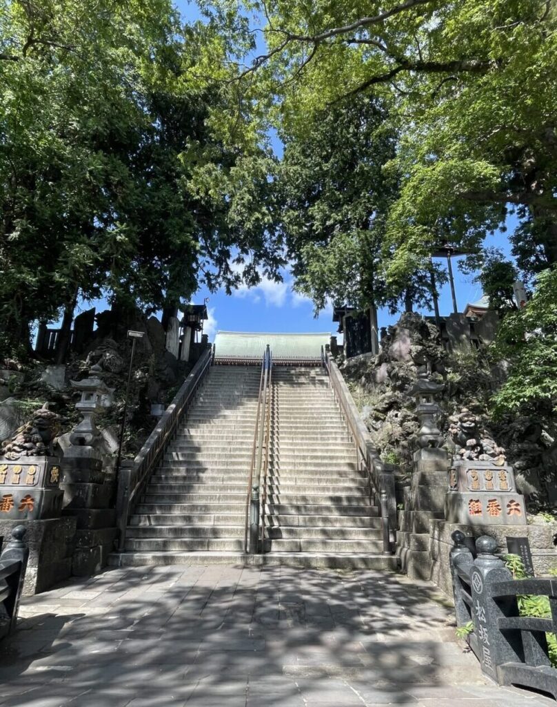 成田山新勝寺 階段