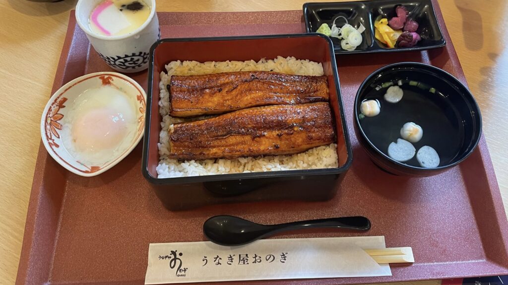 うなぎ屋おのぎ札幌本店　うな重 梅と茶碗蒸しと温玉