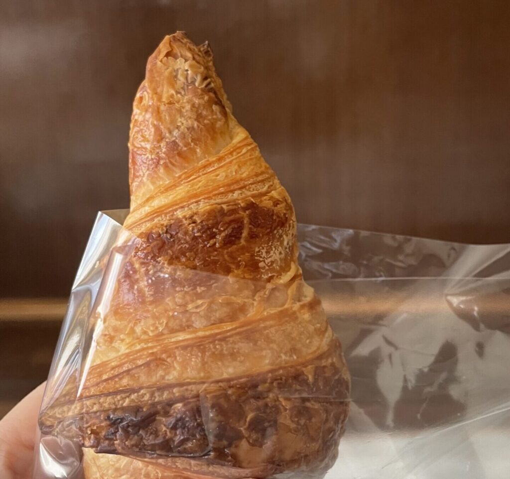 adex BAKERY 温泉クロワッサン