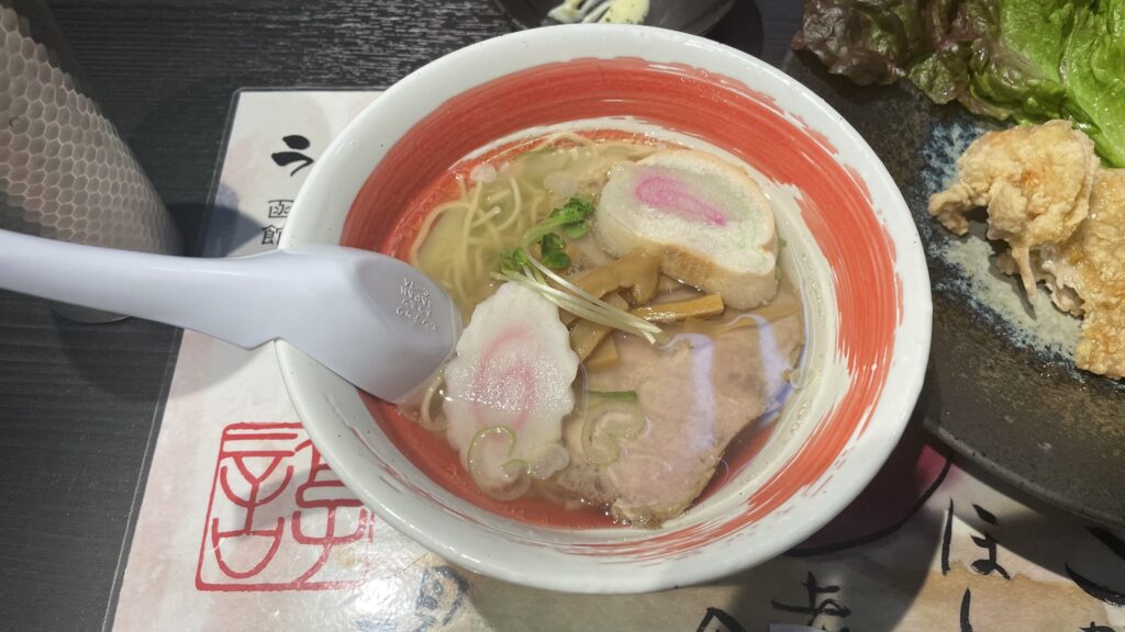 ちょい呑みセットの半ラーメン