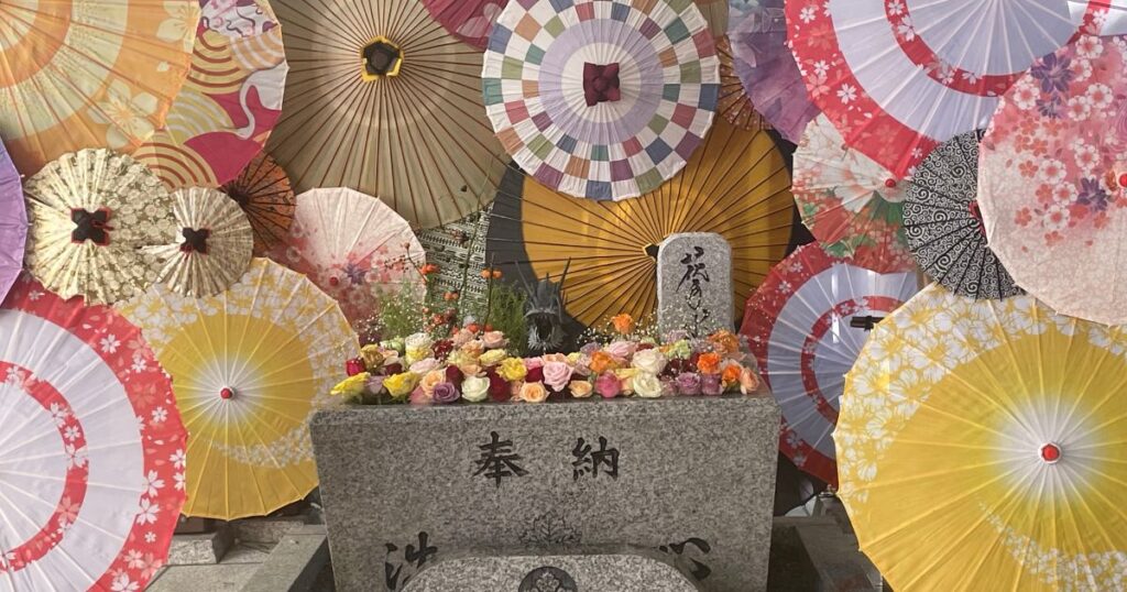 諏訪神社の花手水